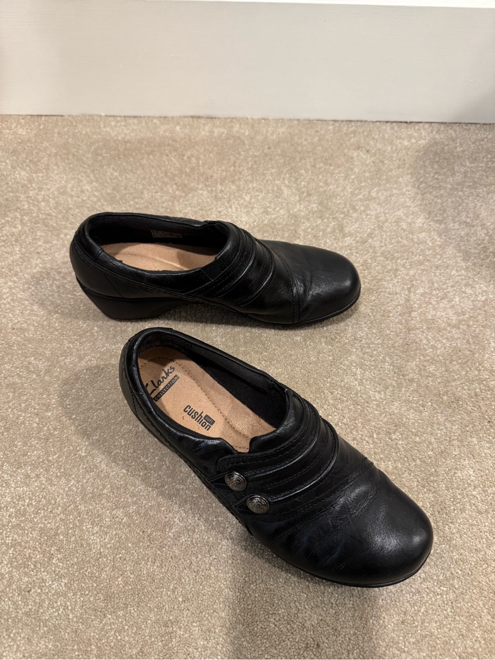 Clarks Black Leather Slip-On Mules with Decorative Button Straps - Picture 2 of 6